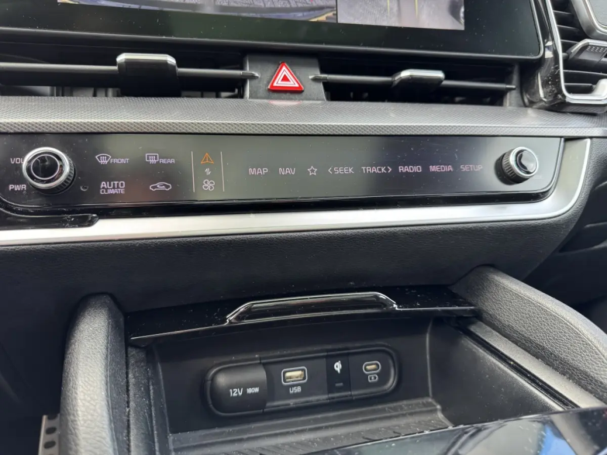 1.6 T Hybrid GT-PlusLine | Memory | Stoelventilatie | Panoramadak