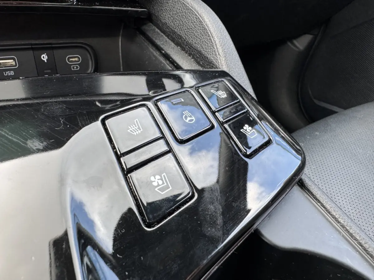 1.6 T Hybrid GT-PlusLine | Memory | Stoelventilatie | Panoramadak