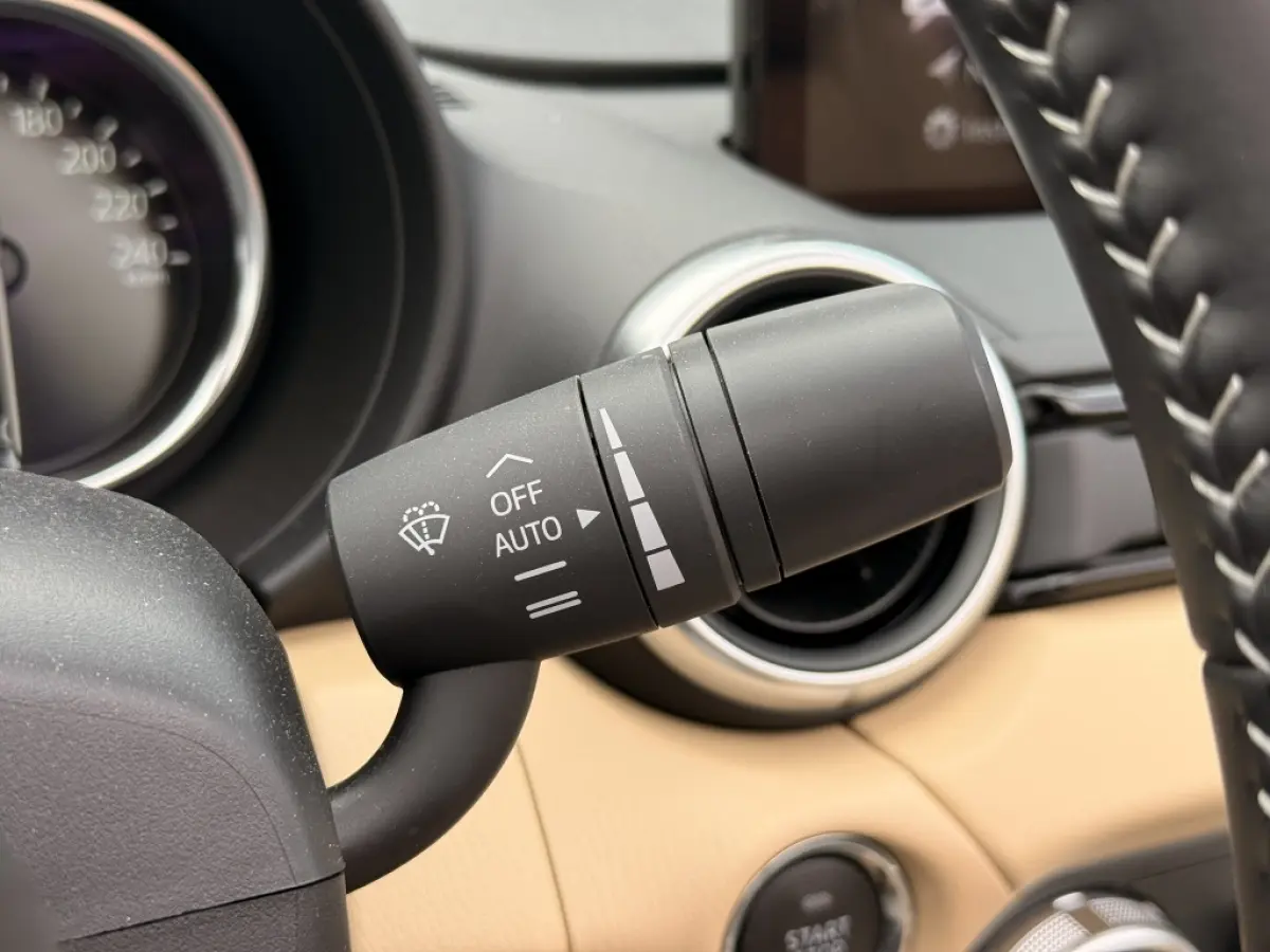 1.5 SkyAc-G 132 Kazari | NL Auto | Camera