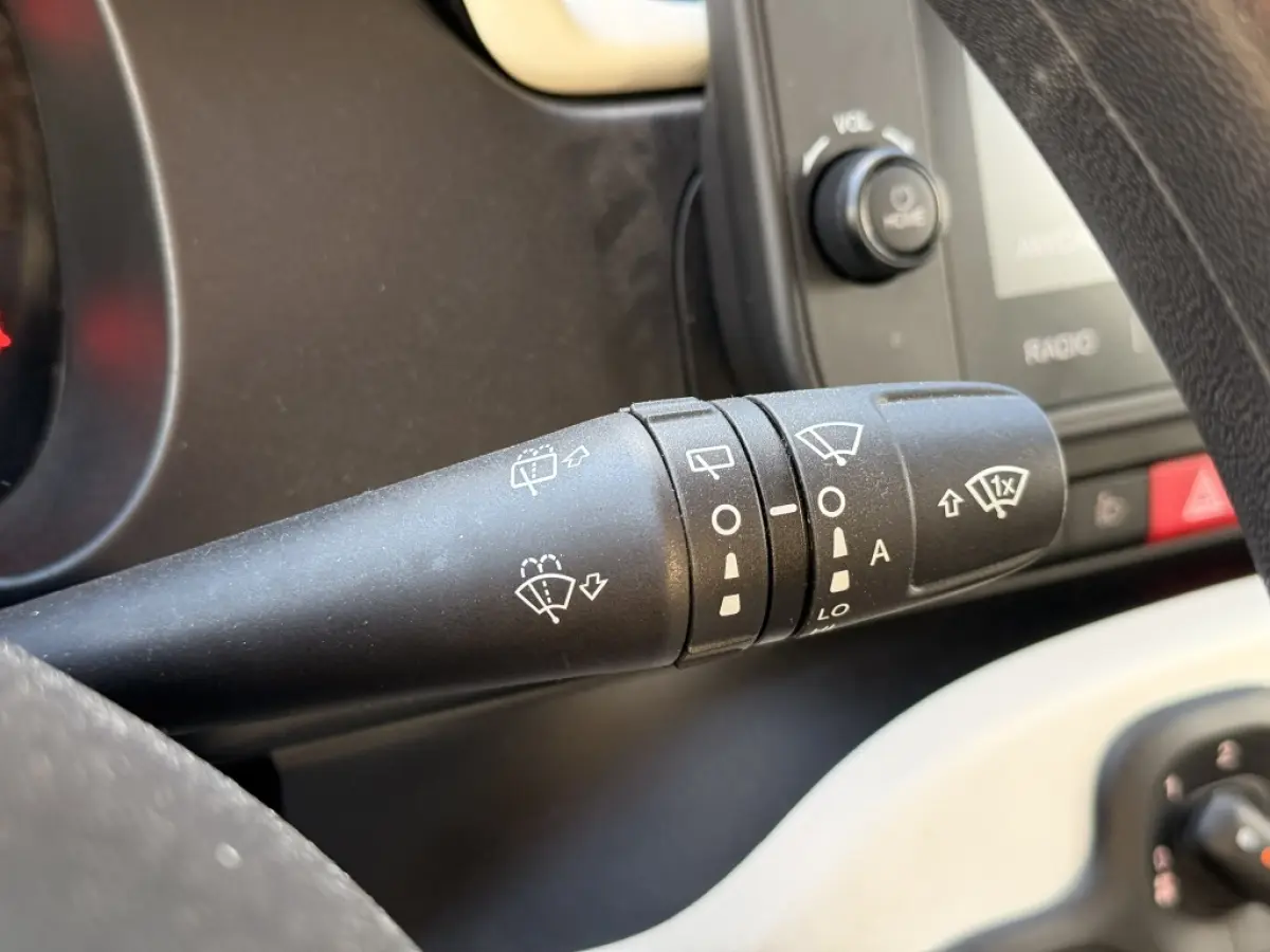 1.0 Hybrid Cross | Airco | Cruise