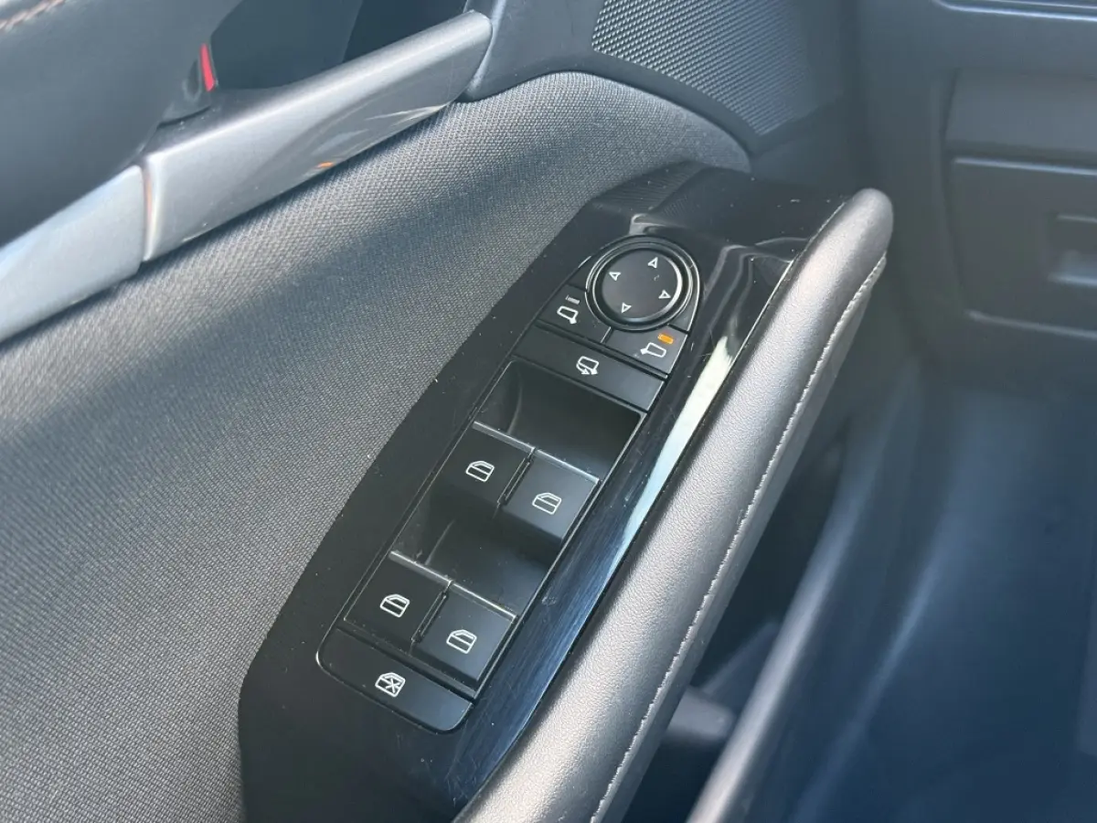 2.5 e-SA-G Prime Line | Airco | HUD | Camera