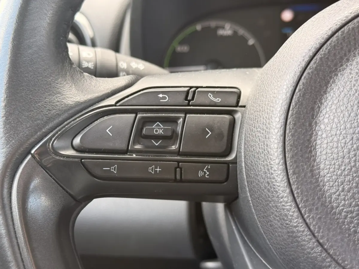 1.5 Hybrid Active | Climate | Camera | Carplay