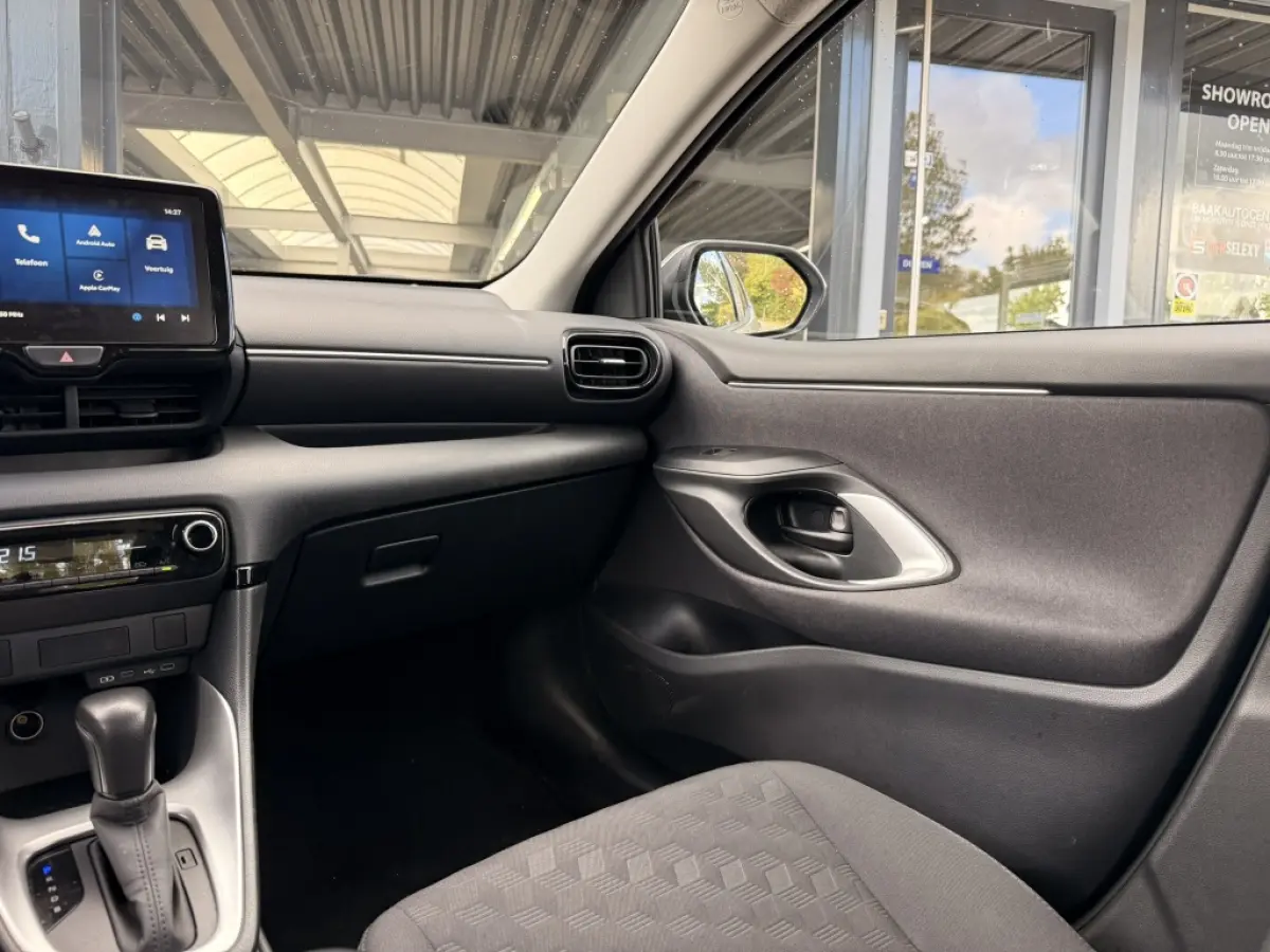 1.5 Hybrid Active | Climate | Camera | Carplay