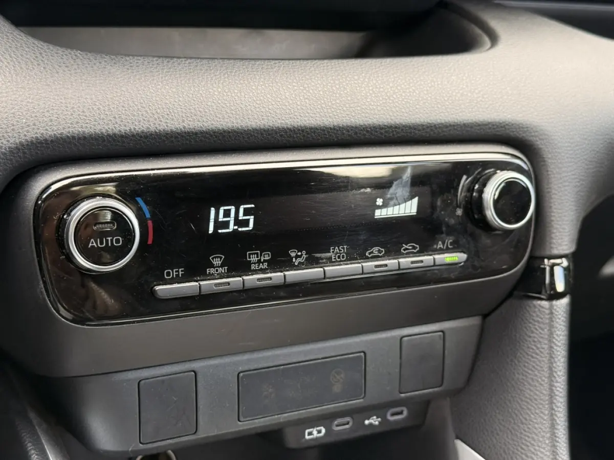 1.5 Hybrid Active | Climate | Camera | Carplay