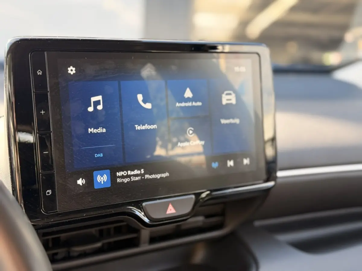1.5 Hybride 115 Active | Camera | Carplay | ACC