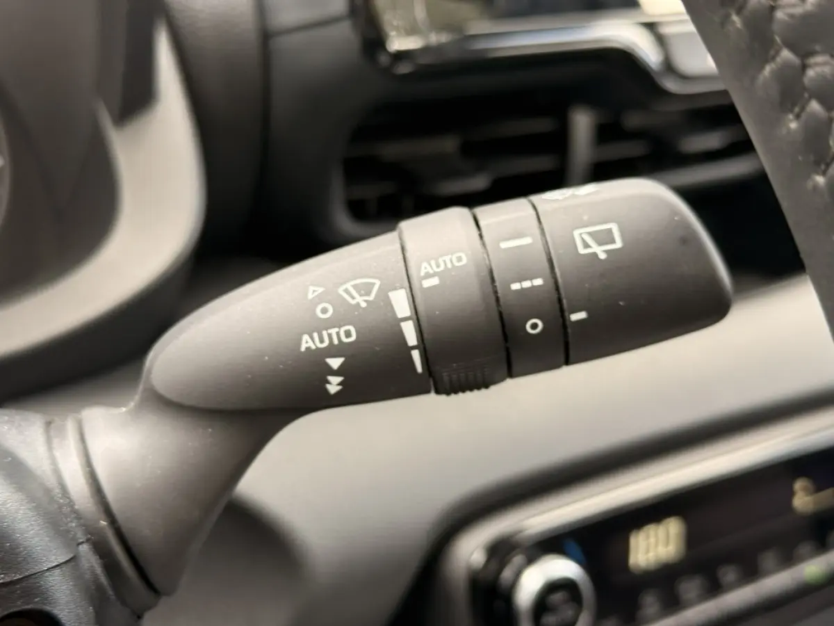 1.5 Hyb. Active | Camera | Climate | Navigatie