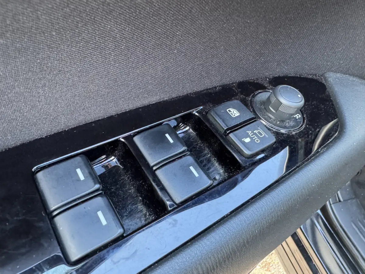 2.0 SAG 165 Advantage | HUD | 360 Camera | Keyless