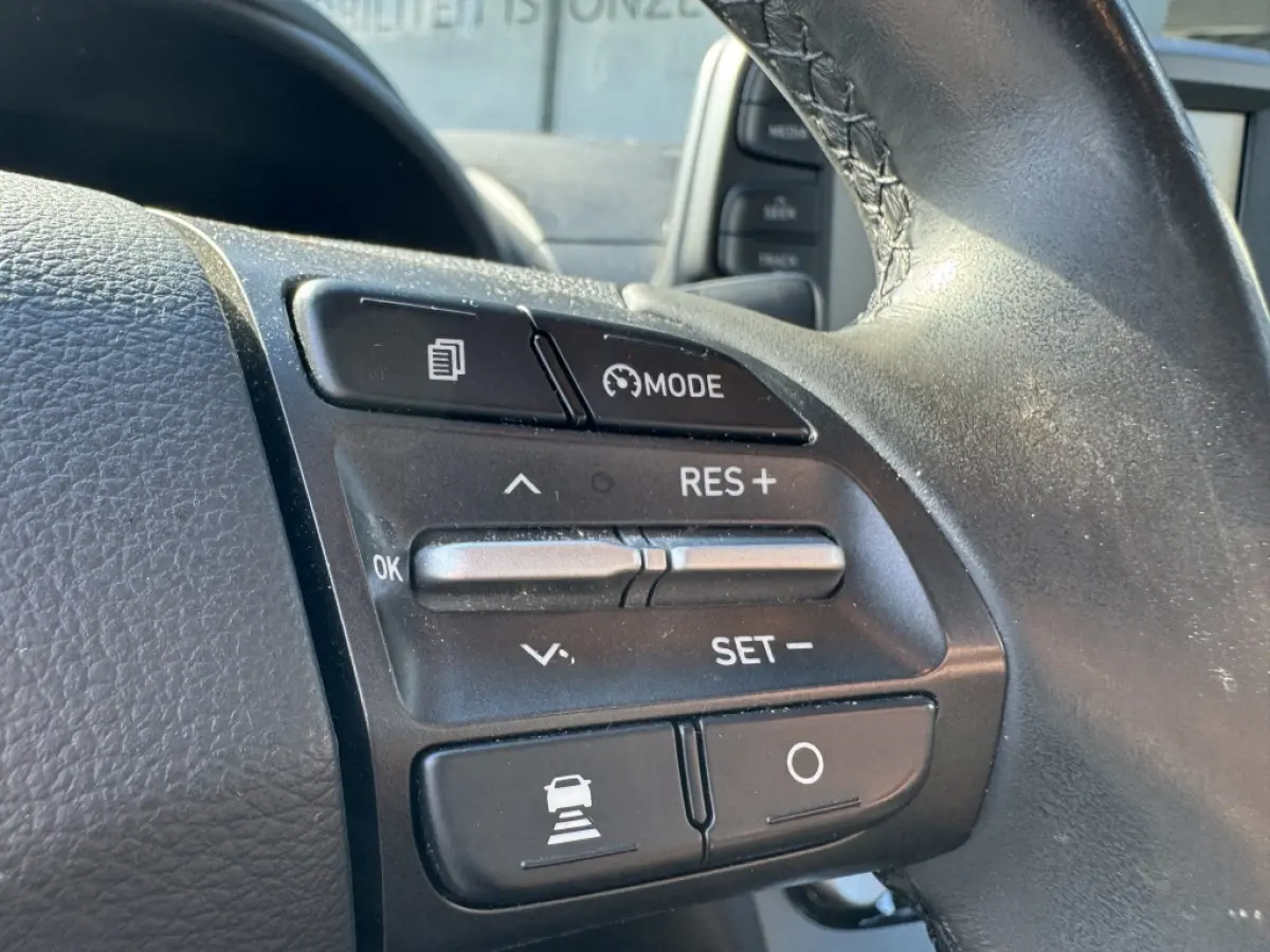 EV Comfort 64 kWh | Camera | Carplay | SOH 100%