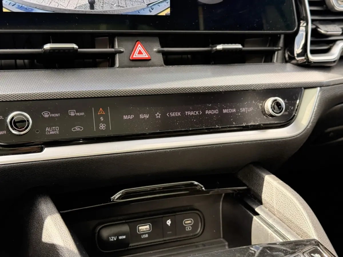 1.6 T PHEV Hybrid GT-Line | Pano | Camera | ACC