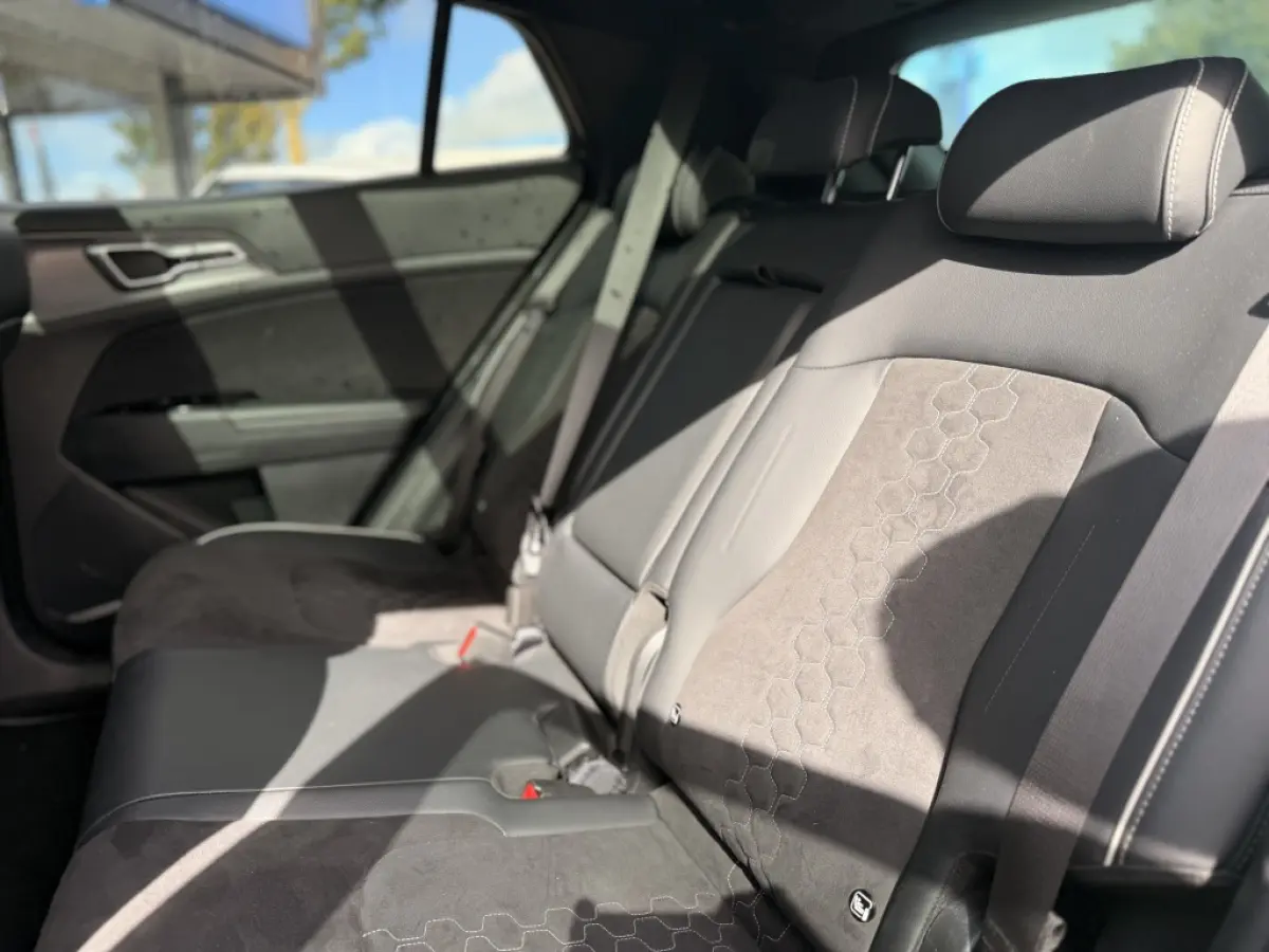 1.6 T PHEV Hybrid GT-Line | Pano | Camera | ACC