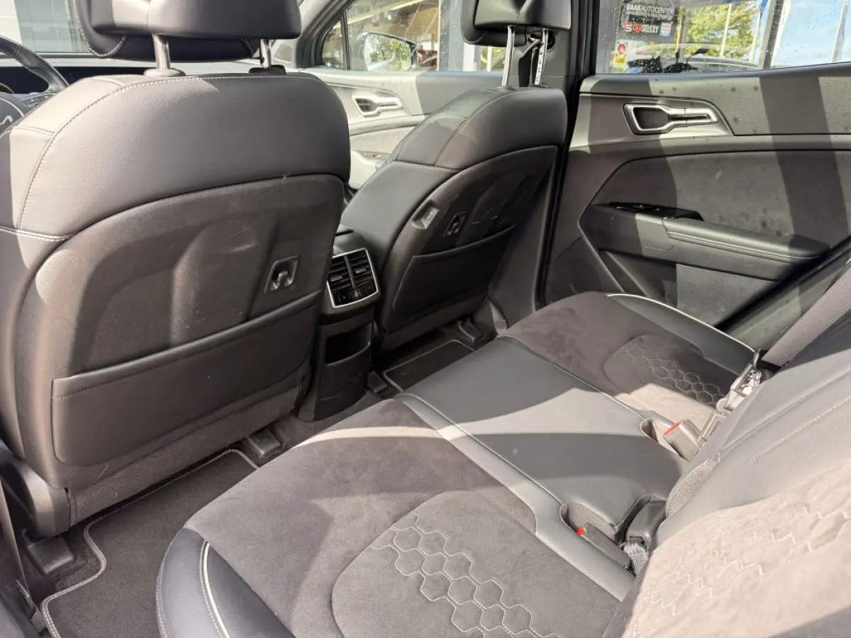 1.6 T PHEV Hybrid GT-Line | Pano | Camera | ACC