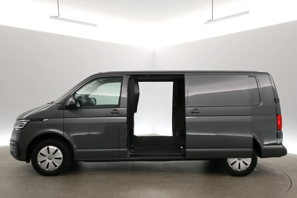 2.0 TDI L2H1 150PK | Automaat | Airco | Camera | Cruise | 3 Zits | Trekhaak | Carplay | 2xSchuifdeur