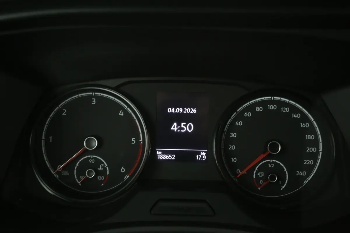 2.0 TDI L2H1 150PK | Automaat | Airco | Camera | Cruise | 3 Zits | Trekhaak | Carplay | 2xSchuifdeur