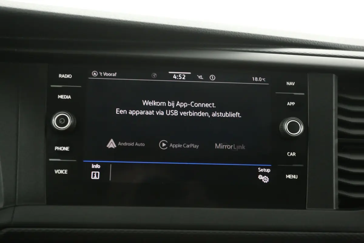 2.0 TDI L2H1 150PK | Automaat | Airco | Camera | Cruise | 3 Zits | Trekhaak | Carplay | 2xSchuifdeur