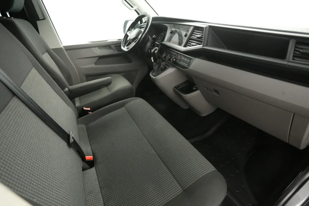 2.0 TDI L2H1 150PK | Automaat | Airco | Camera | Cruise | 3 Zits | Trekhaak | Carplay | 2xSchuifdeur