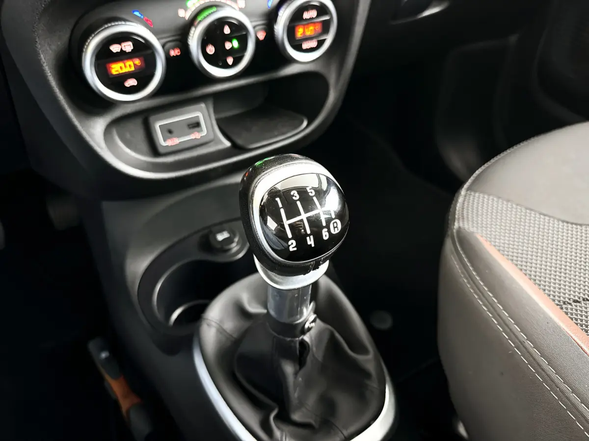 0.9 TwinAir Trekking | Park assist | Airco | Cruise control
