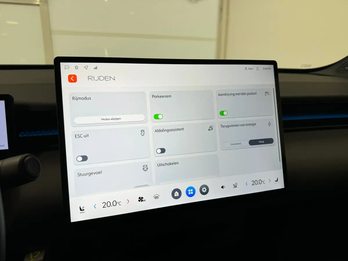 More 66 kWh |Heico velgen 21" | Heico verlagingsveren | 22 kW lader | Alarm klasse 1(startblokkering) | Apple Carplay/Android Auto|telefoonintegratie premium