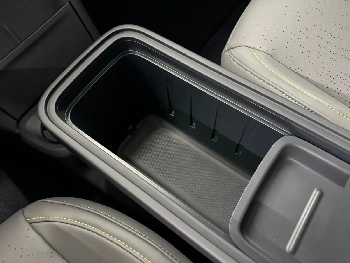 More 66 kWh |Heico velgen 21" | Heico verlagingsveren | 22 kW lader | Alarm klasse 1(startblokkering) | Apple Carplay/Android Auto|telefoonintegratie premium