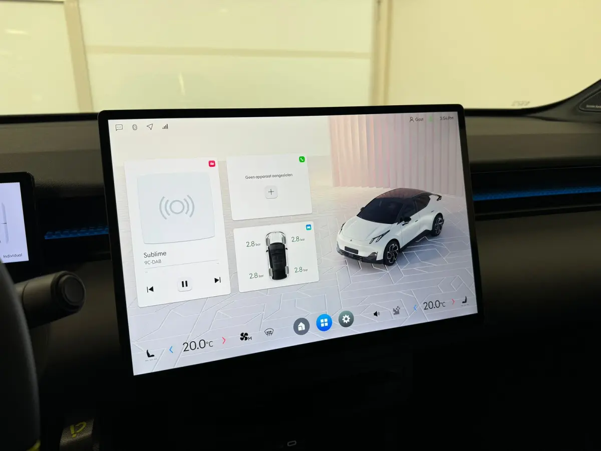 More 66 kWh |Heico velgen 21" | Heico verlagingsveren | 22 kW lader | Alarm klasse 1(startblokkering) | Apple Carplay/Android Auto|telefoonintegratie premium