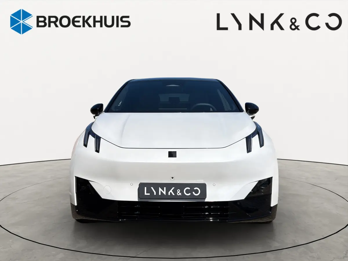 More 66 kWh |Heico velgen 21" | Heico verlagingsveren | 22 kW lader | Alarm klasse 1(startblokkering) | Apple Carplay/Android Auto|telefoonintegratie premium