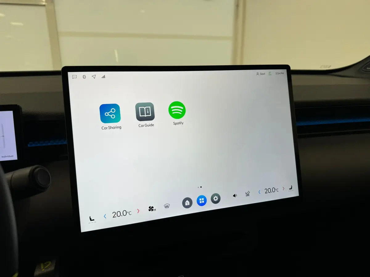 More 66 kWh |Heico velgen 21" | Heico verlagingsveren | 22 kW lader | Alarm klasse 1(startblokkering) | Apple Carplay/Android Auto|telefoonintegratie premium