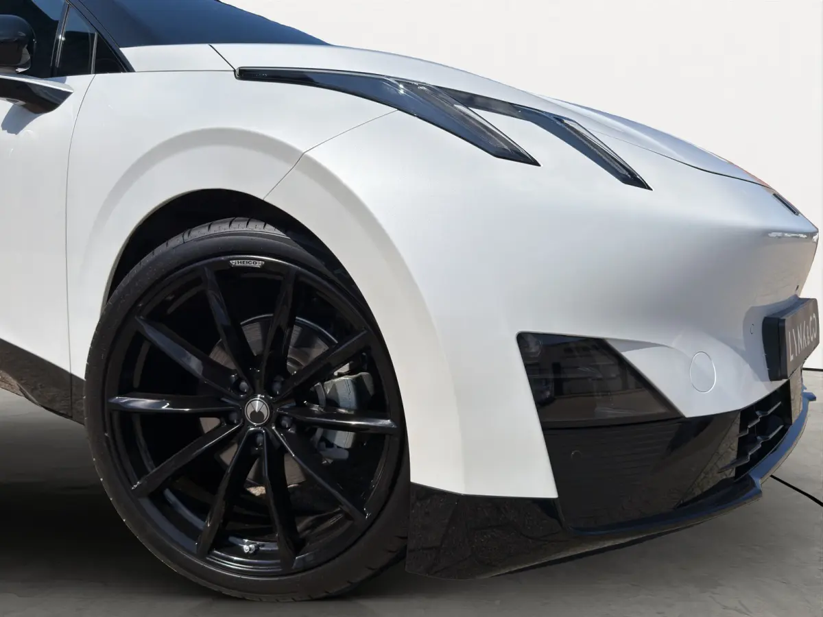 More 66 kWh |Heico velgen 21" | Heico verlagingsveren | 22 kW lader | Alarm klasse 1(startblokkering) | Apple Carplay/Android Auto|telefoonintegratie premium