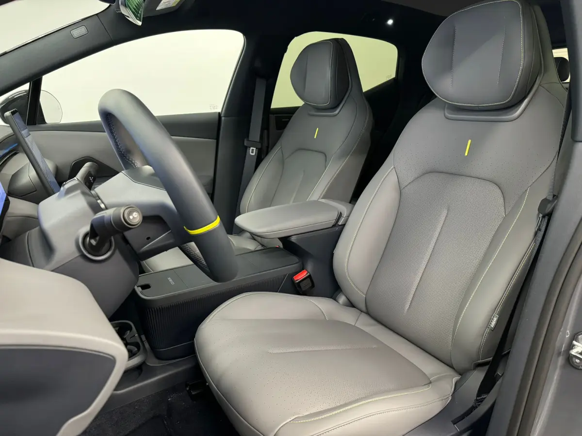 More 66 kWh |Heico velgen 21" | Heico verlagingsveren | 22 kW lader | Alarm klasse 1(startblokkering) | Apple Carplay/Android Auto|telefoonintegratie premium