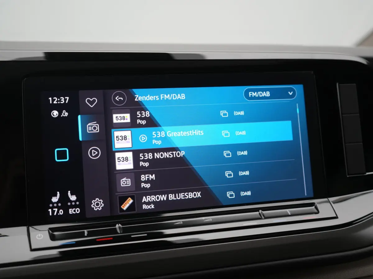 1.4 eHybrid 7 Zits PHEV 218pk Dealer O.H | Trekhaak Af Fabriek | Panodak | IQ Light | Camera | Stoelverwarming | Apple Carplay | Navigatie | DAB | Cruise Control | 17"L.M | Plug In Hybrid |