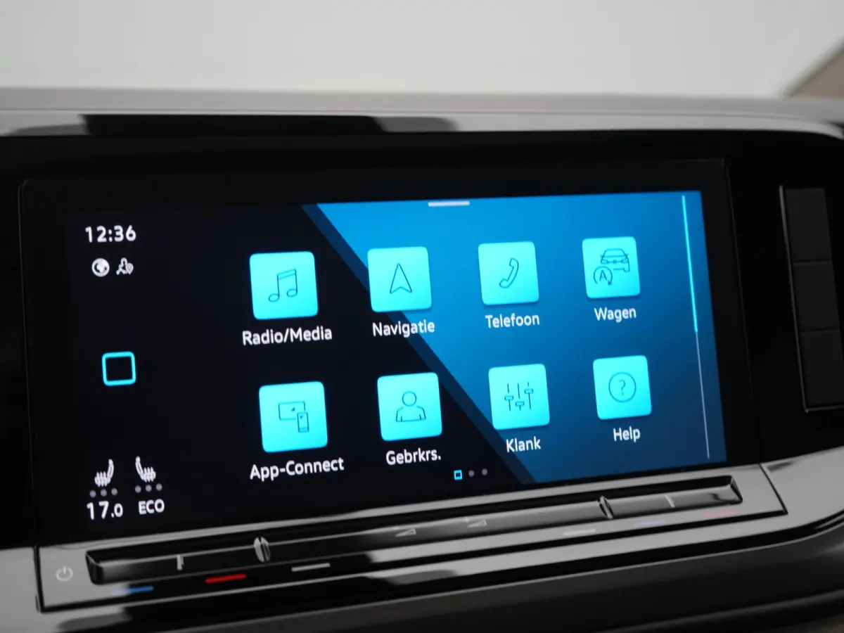 1.4 eHybrid 7 Zits PHEV 218pk Dealer O.H | Trekhaak Af Fabriek | Panodak | IQ Light | Camera | Stoelverwarming | Apple Carplay | Navigatie | DAB | Cruise Control | 17"L.M | Plug In Hybrid |