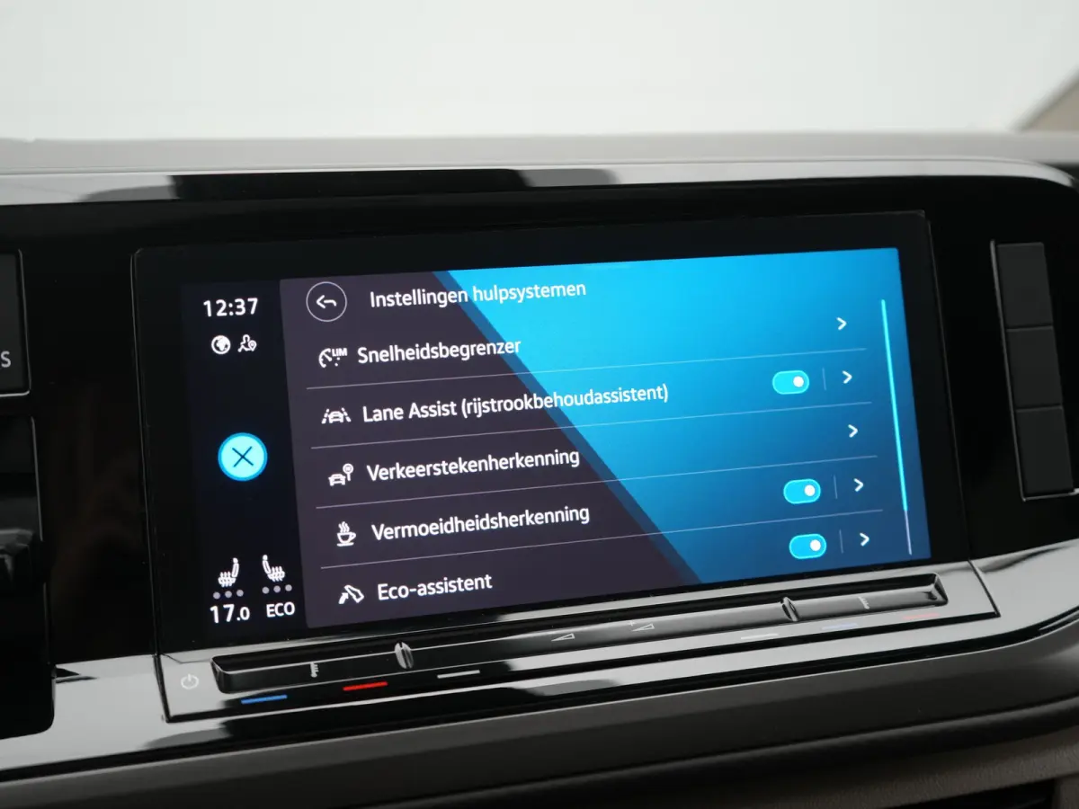 1.4 eHybrid 7 Zits PHEV 218pk Dealer O.H | Trekhaak Af Fabriek | Panodak | IQ Light | Camera | Stoelverwarming | Apple Carplay | Navigatie | DAB | Cruise Control | 17"L.M | Plug In Hybrid |