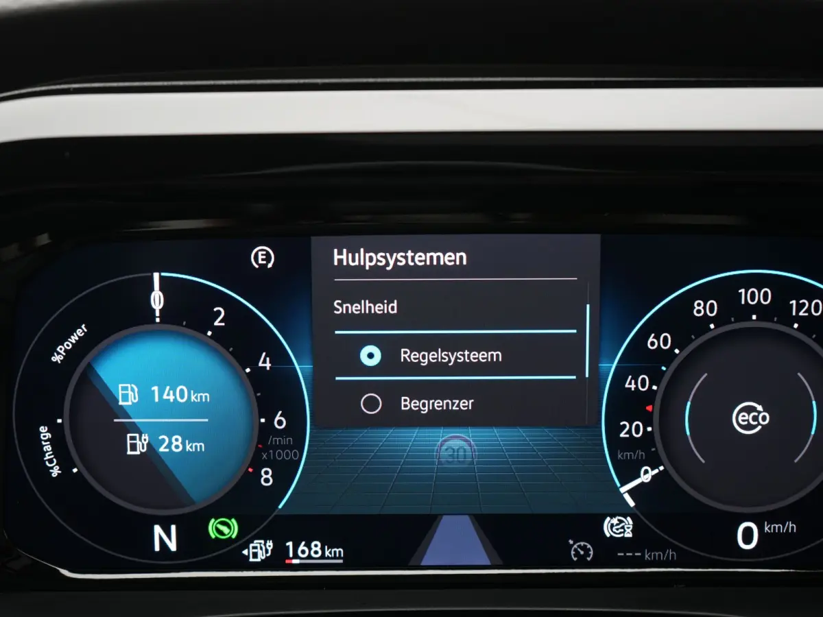 1.4 eHybrid 7 Zits PHEV 218pk Dealer O.H | Trekhaak Af Fabriek | Panodak | IQ Light | Camera | Stoelverwarming | Apple Carplay | Navigatie | DAB | Cruise Control | 17"L.M | Plug In Hybrid |