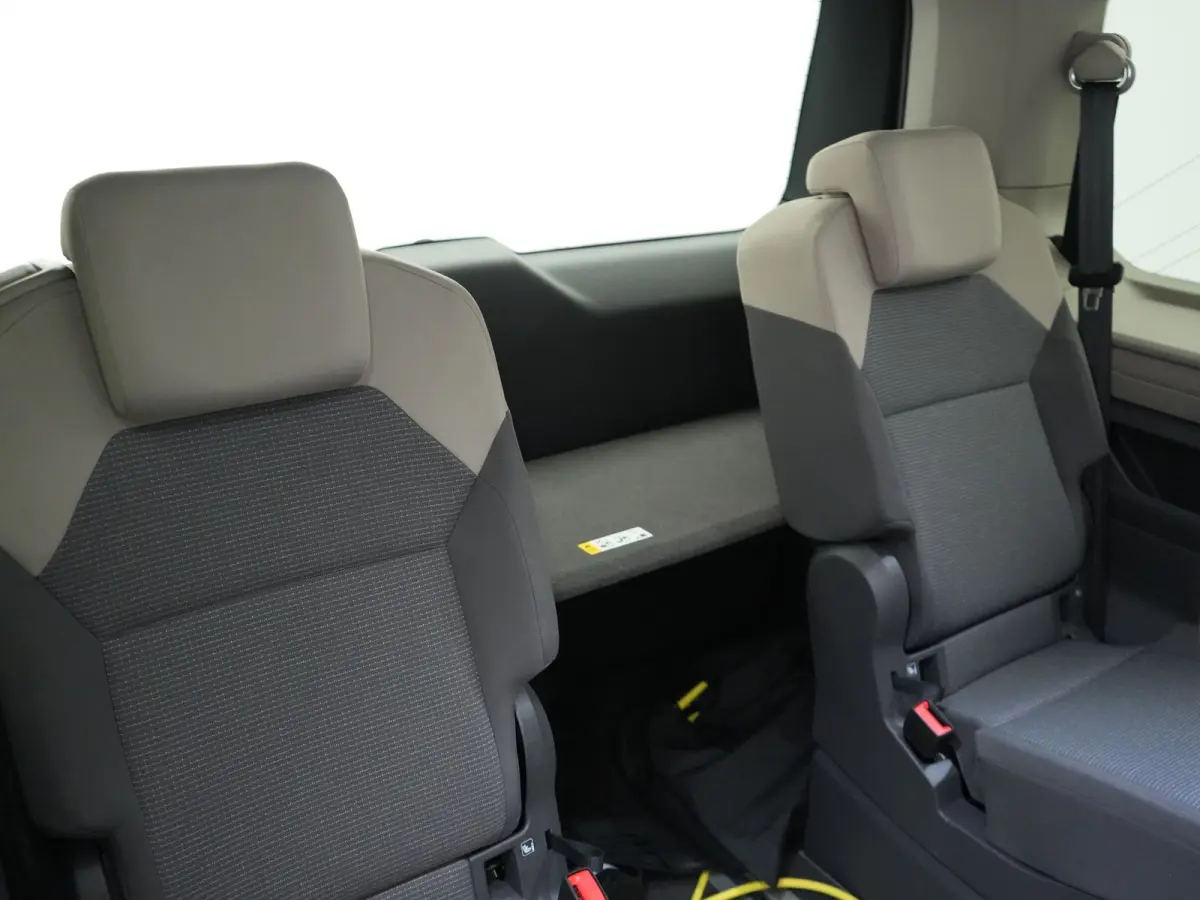 1.4 eHybrid 7 Zits PHEV 218pk Dealer O.H | Trekhaak Af Fabriek | Panodak | IQ Light | Camera | Stoelverwarming | Apple Carplay | Navigatie | DAB | Cruise Control | 17"L.M | Plug In Hybrid |