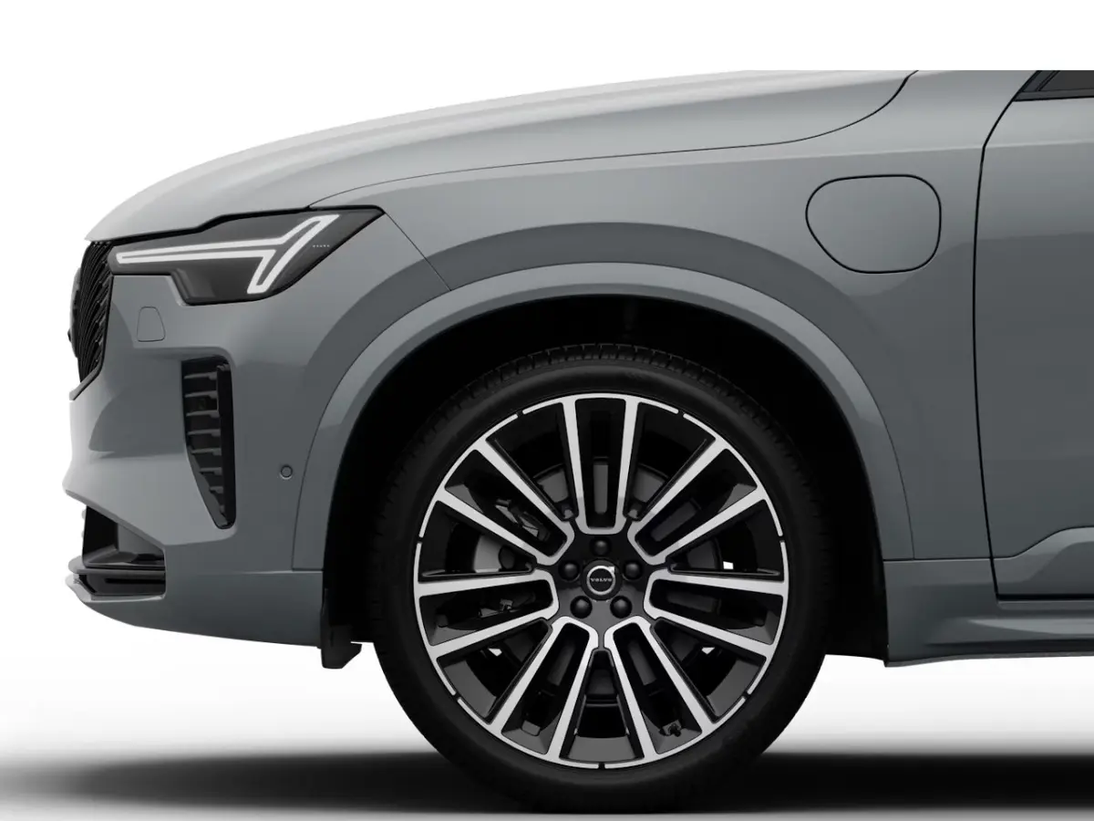 2.0 T8 Plug-in hybrid AWD Ultra Black Ed. Exec. | 2 stoelen op derde rij | Achteruitrijcamera | Alarmsysteem