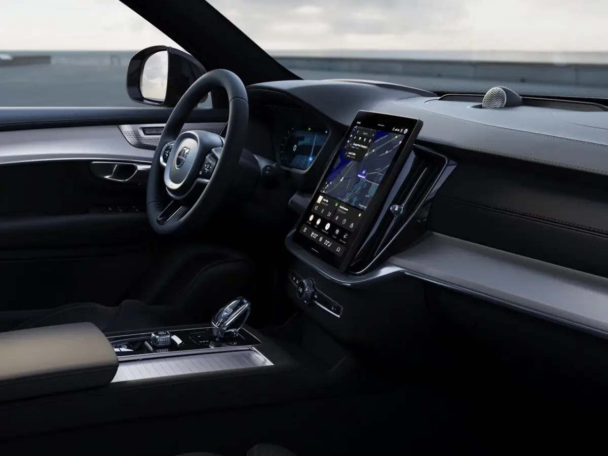 2.0 T8 Plug-in hybrid AWD Ultra Black Ed. Exec. | 2 stoelen op derde rij | Achteruitrijcamera | Alarmsysteem