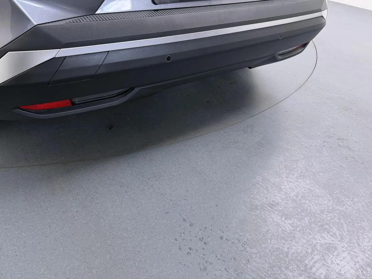 techno 220 pk long range | Adapt. Cruise | Parkeercamera | Google Navigatie |