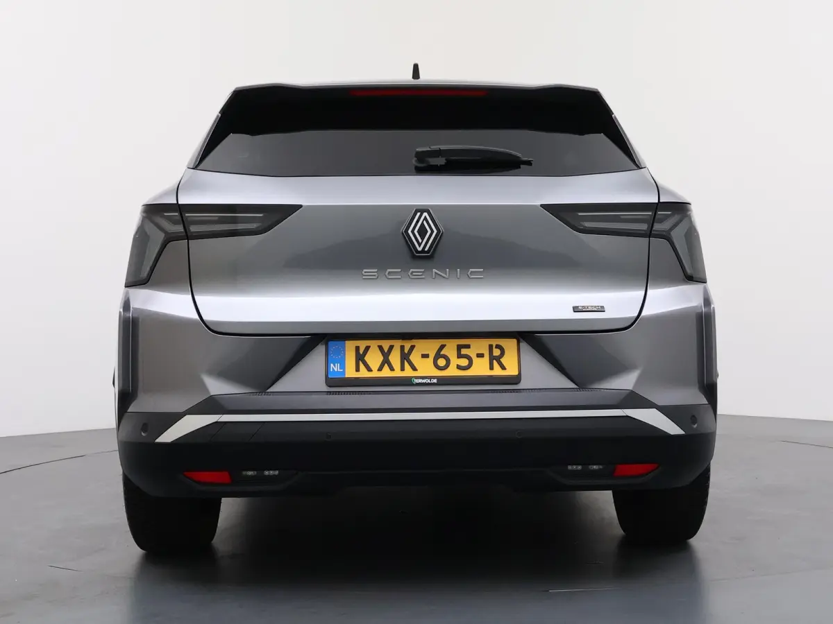 techno 220 pk long range | Adapt. Cruise | Parkeercamera | Google Navigatie |