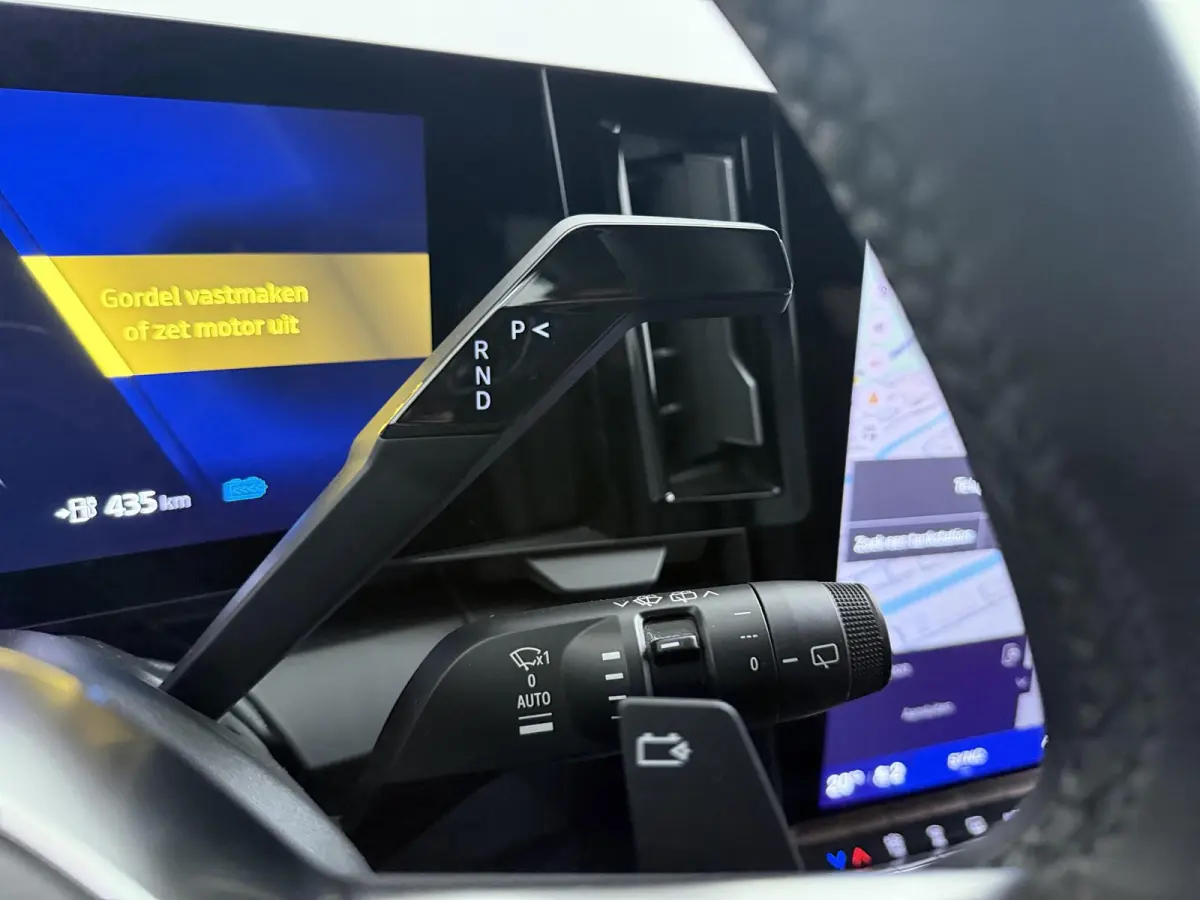 techno 220 pk long range | Adapt. Cruise | Parkeercamera | Google Navigatie |