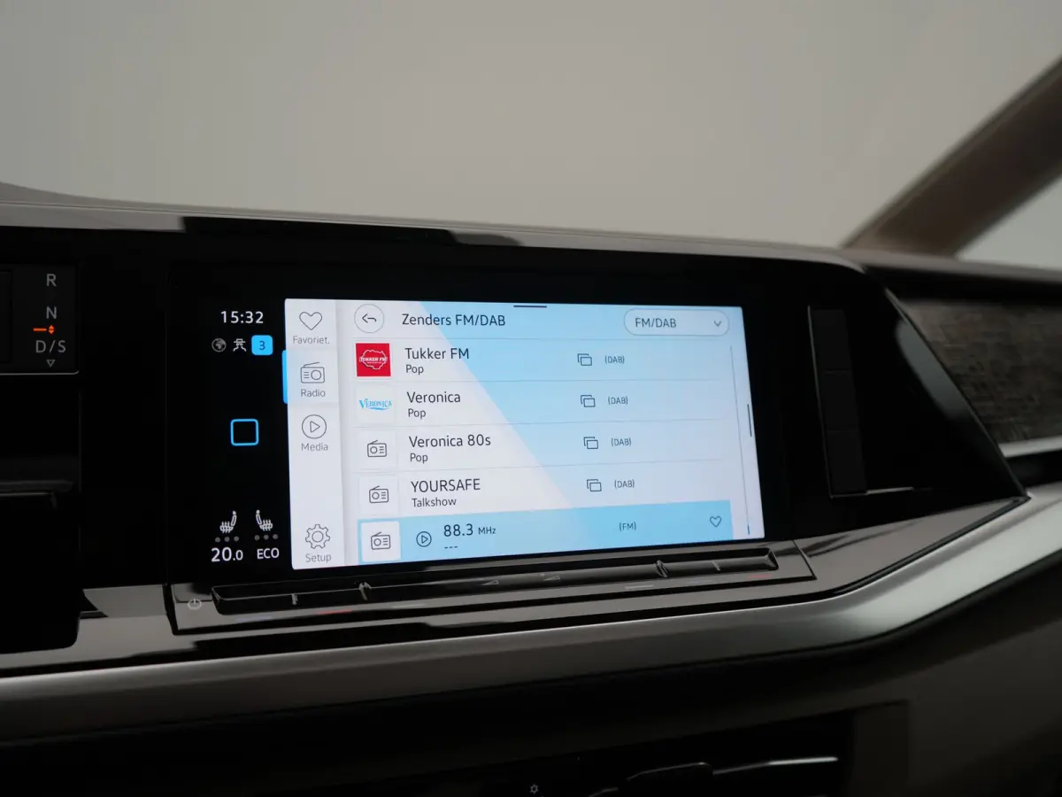 1.4 eHybrid Energetic 6 Zits PHEV 218pk Dealer O.H | SOH 96,1% | Trekhaak Af Fabriek | Panodak | IQ Light | Camera | Stoelverwarming | Keyless | Sfeerverlichting | Navigatie | DAB | Cruise C