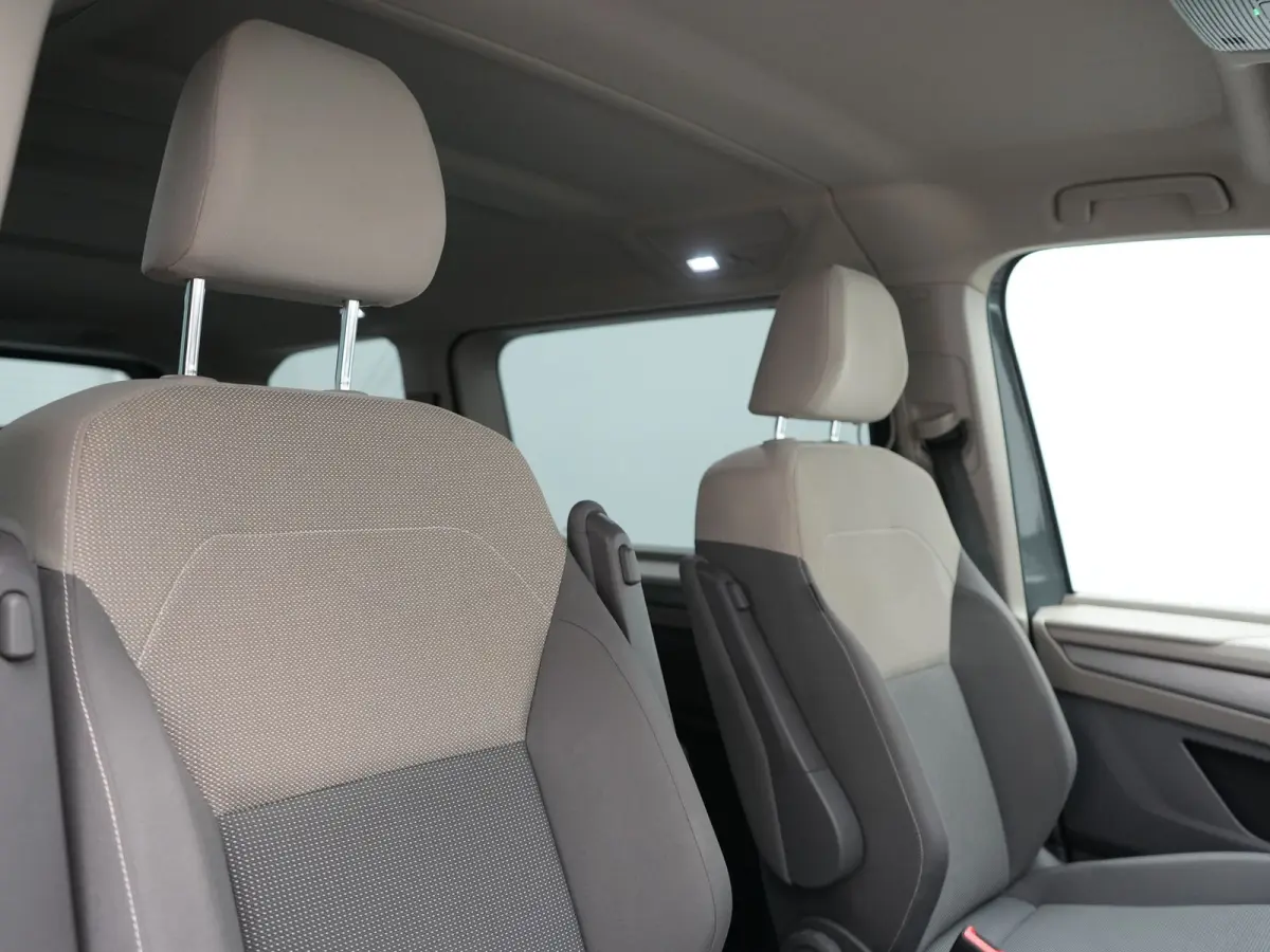 1.4 eHybrid Bulli 7 Zits PHEV 218pk Dealer O.H | Trekhaak Af Fabriek | Adaptive Cruise | Camera | Sportstoelen & Stuur Verwarmd | Apple Carplay | BLIS | Navigatie | Virtual | DAB | 17"L.M | 