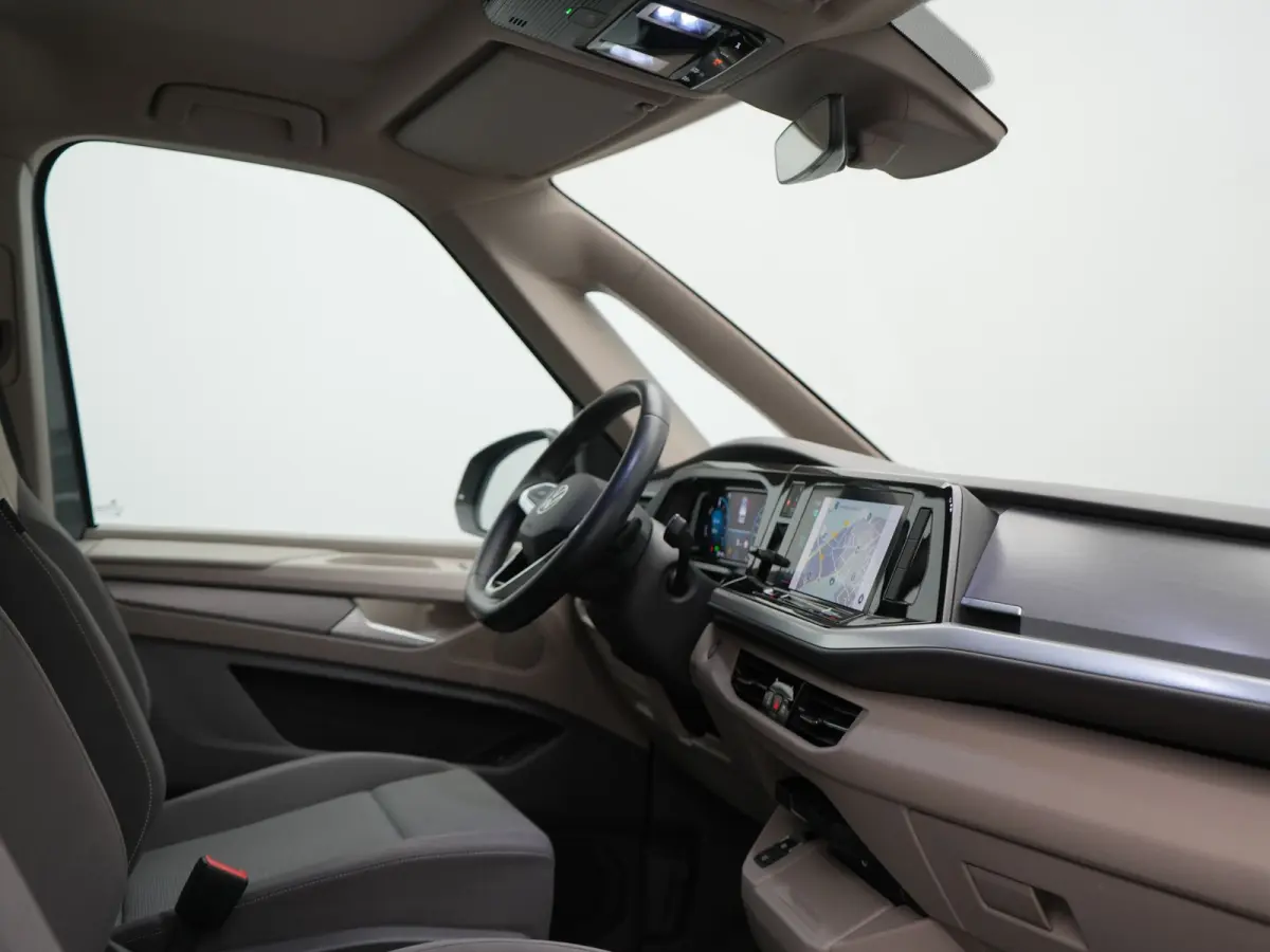 1.4 eHybrid Bulli 7 Zits PHEV 218pk Dealer O.H | Trekhaak Af Fabriek | Adaptive Cruise | Camera | Sportstoelen & Stuur Verwarmd | Apple Carplay | BLIS | Navigatie | Virtual | DAB | 17"L.M | 