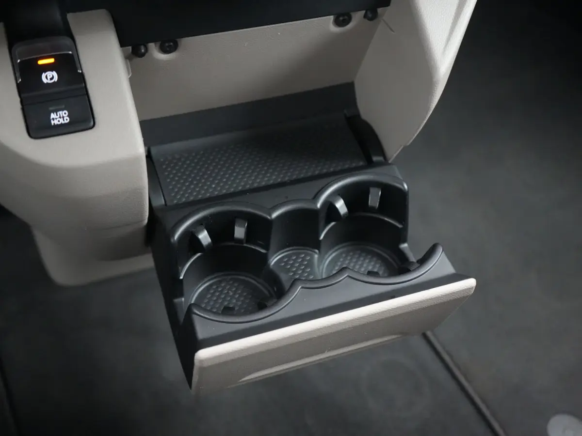 1.4 eHybrid Bulli 7 Zits PHEV 218pk Dealer O.H | Trekhaak Af Fabriek | Adaptive Cruise | Camera | Sportstoelen & Stuur Verwarmd | Apple Carplay | BLIS | Navigatie | Virtual | DAB | 17"L.M | 