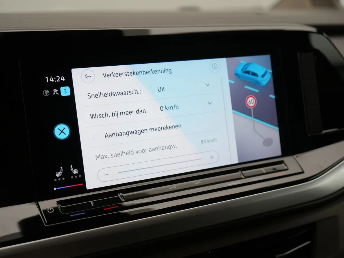 1.4 eHybrid Bulli 7 Zits PHEV 218pk Dealer O.H | Trekhaak Af Fabriek | Adaptive Cruise | Camera | Sportstoelen & Stuur Verwarmd | Apple Carplay | BLIS | Navigatie | Virtual | DAB | 17"L.M | 