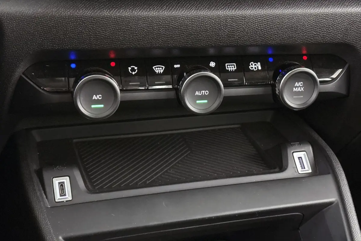 You 50 kWh SOH 98% Achteruitrijcamera Apple CarPlay