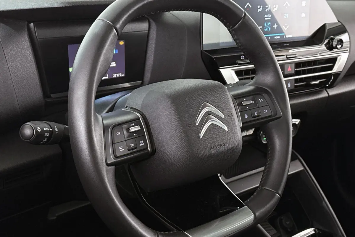 You 50 kWh SOH 98% Achteruitrijcamera Apple CarPlay