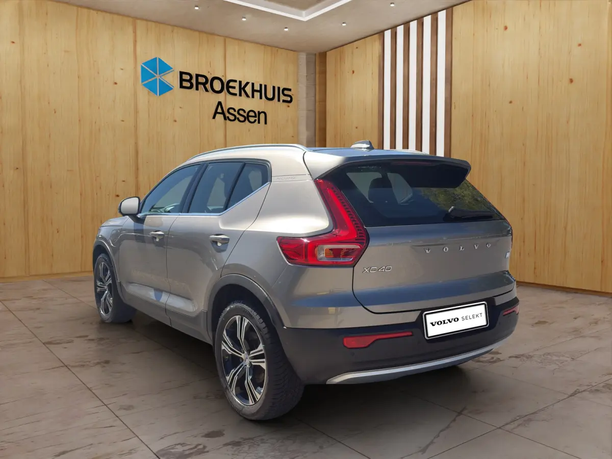 1.5 T4 Inscription Expression | Harman kardon | Carplay | Camera | Keyless entry / start |