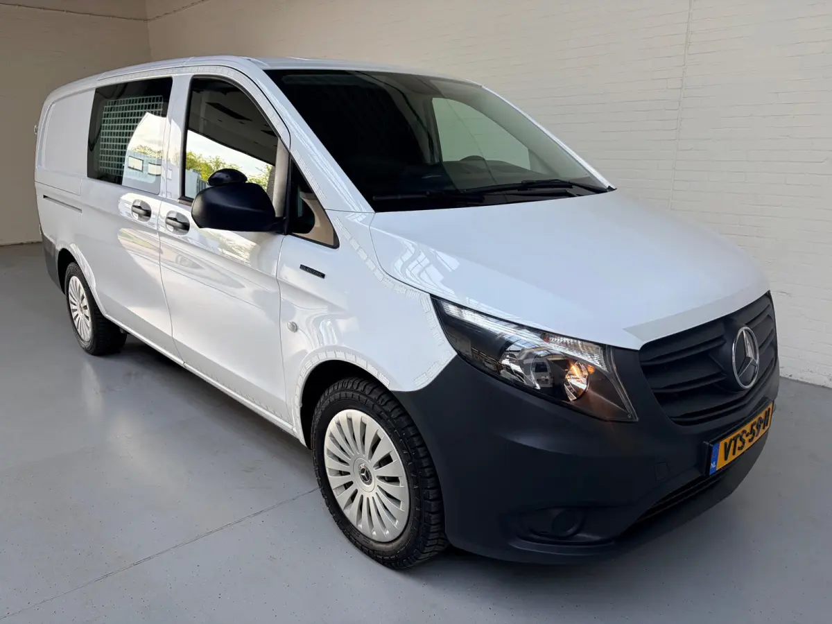 Elektrisch Servicewagen Automaat Lang 66 kWh L2H1 3 Persoons BOTT Inrichting RIJKLAARPRIJS!