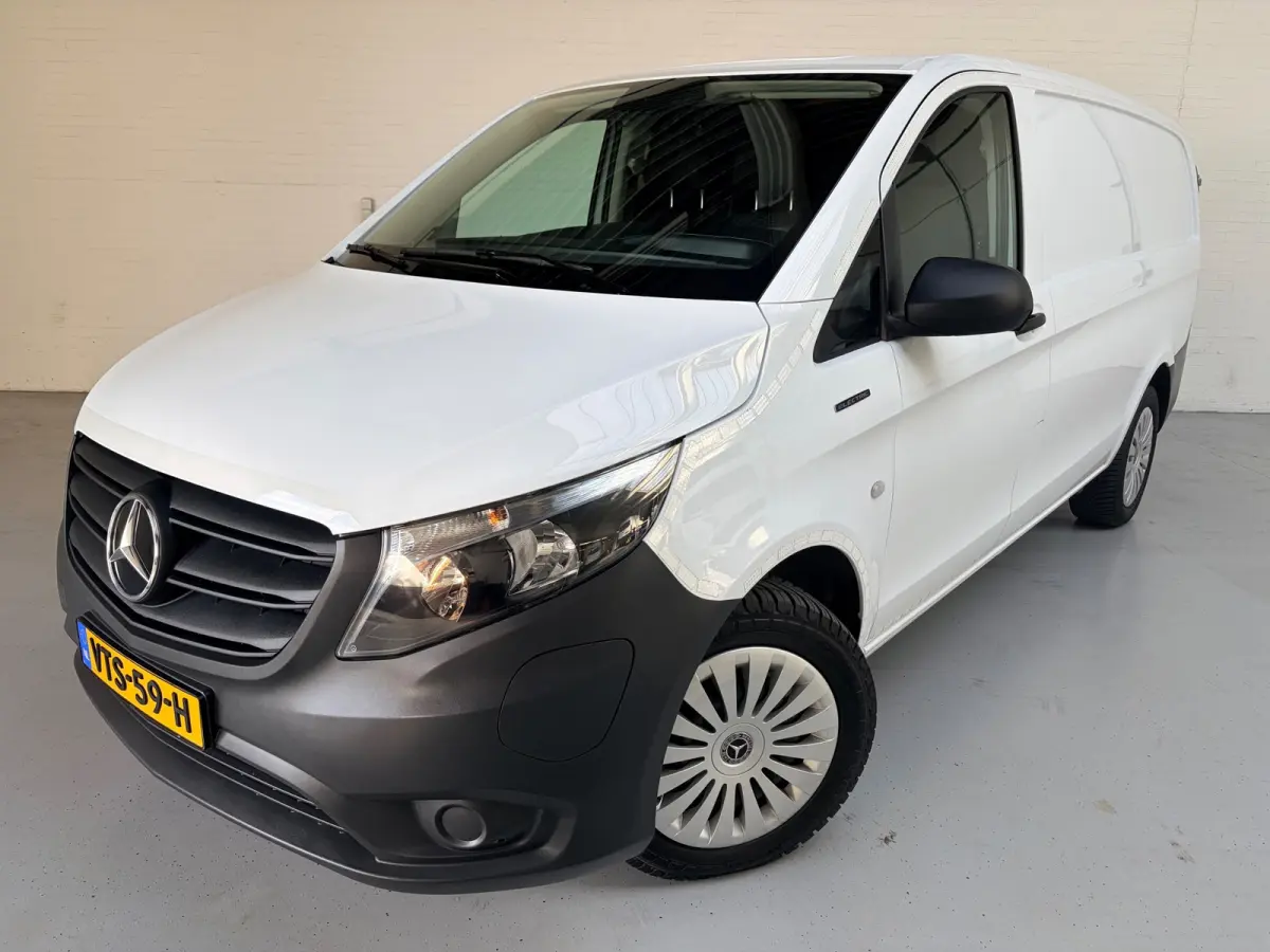 Elektrisch Servicewagen Automaat Lang 66 kWh L2H1 3 Persoons BOTT Inrichting RIJKLAARPRIJS!
