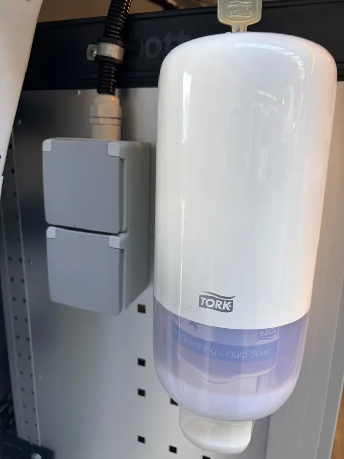 Elektrisch Servicewagen Automaat Lang 66 kWh L2H1 3 Persoons BOTT Inrichting RIJKLAARPRIJS!