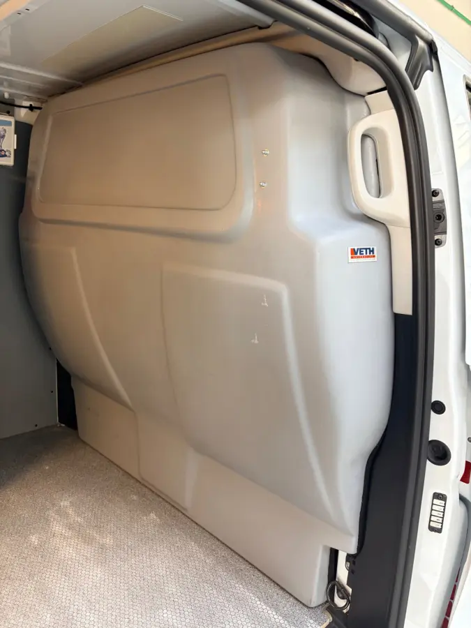 Elektrisch Servicewagen Automaat Lang 66 kWh L2H1 3 Persoons BOTT Inrichting RIJKLAARPRIJS!