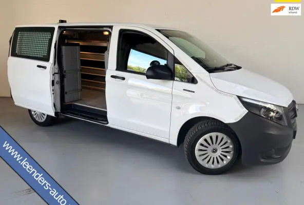 Elektrisch Servicewagen Automaat Lang 66 kWh L2H1 3 Persoons BOTT Inrichting RIJKLAARPRIJS!